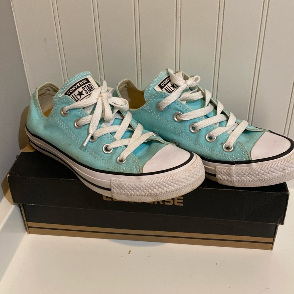 Converse ALL*Star men’s 4 ladies 6 shoes